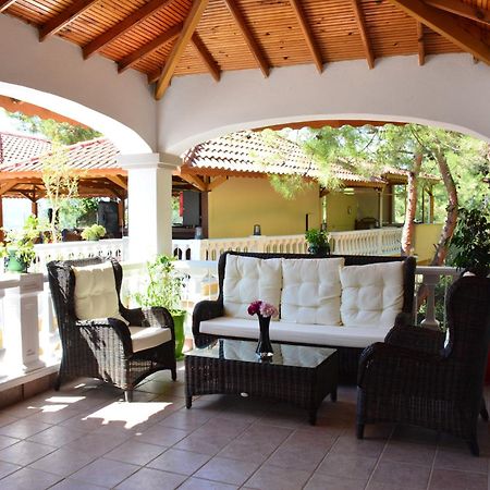 Pine Club Apart Hotel Kusadası Extérieur photo