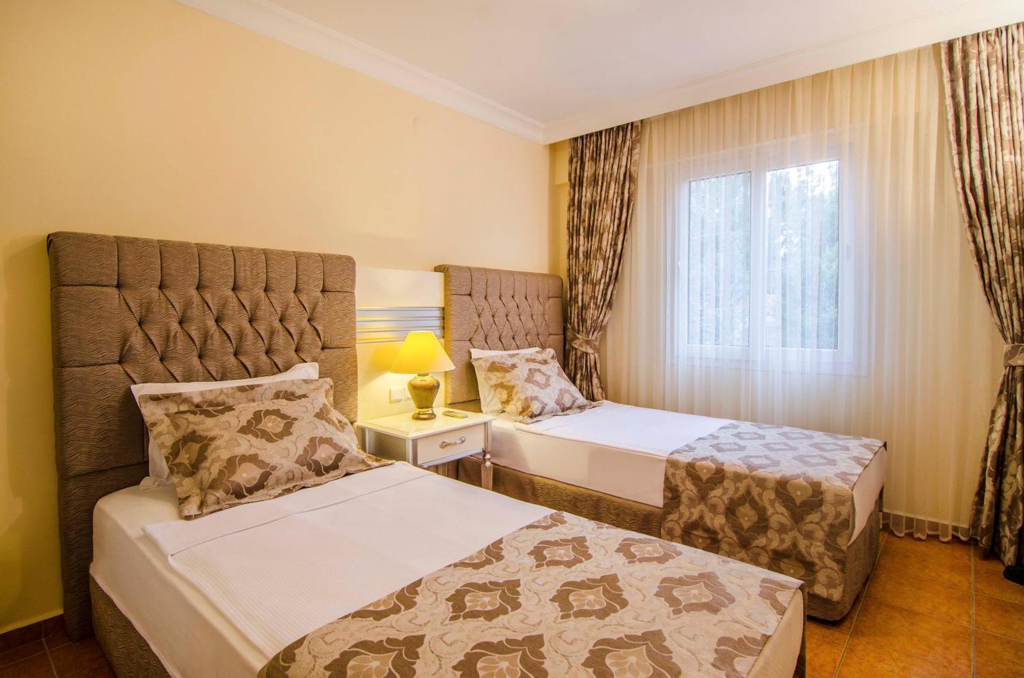 Pine Club Apart Hotel Kusadası Extérieur photo