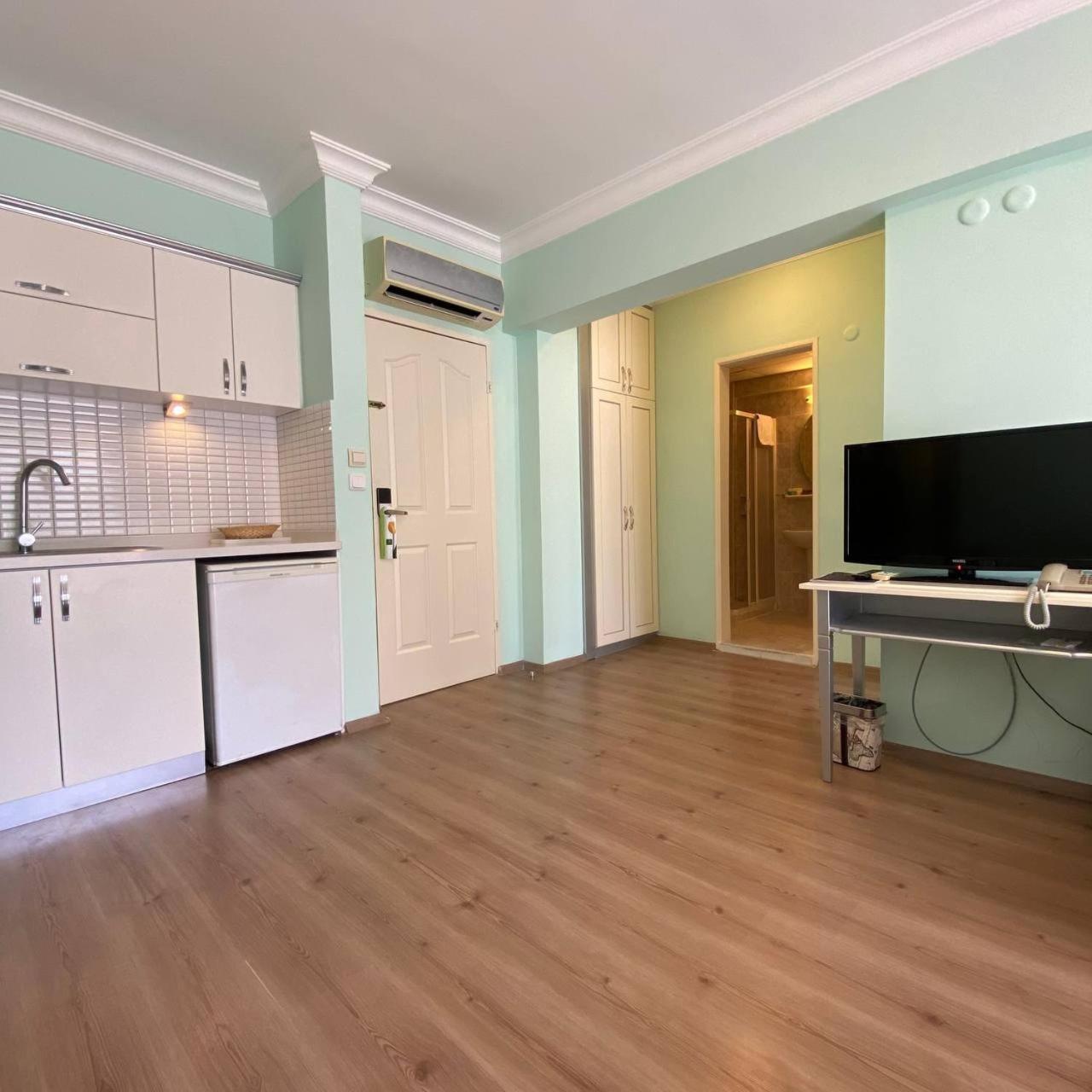 Pine Club Apart Hotel Kusadası Extérieur photo