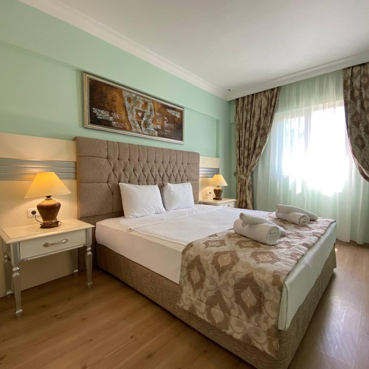 Pine Club Apart Hotel Kusadası Extérieur photo