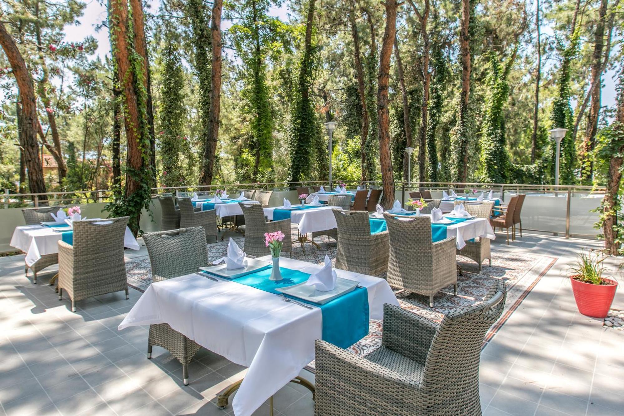 Pine Club Apart Hotel Kusadası Extérieur photo