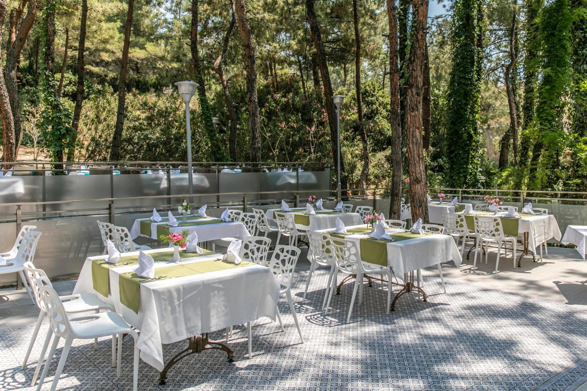 Pine Club Apart Hotel Kusadası Extérieur photo