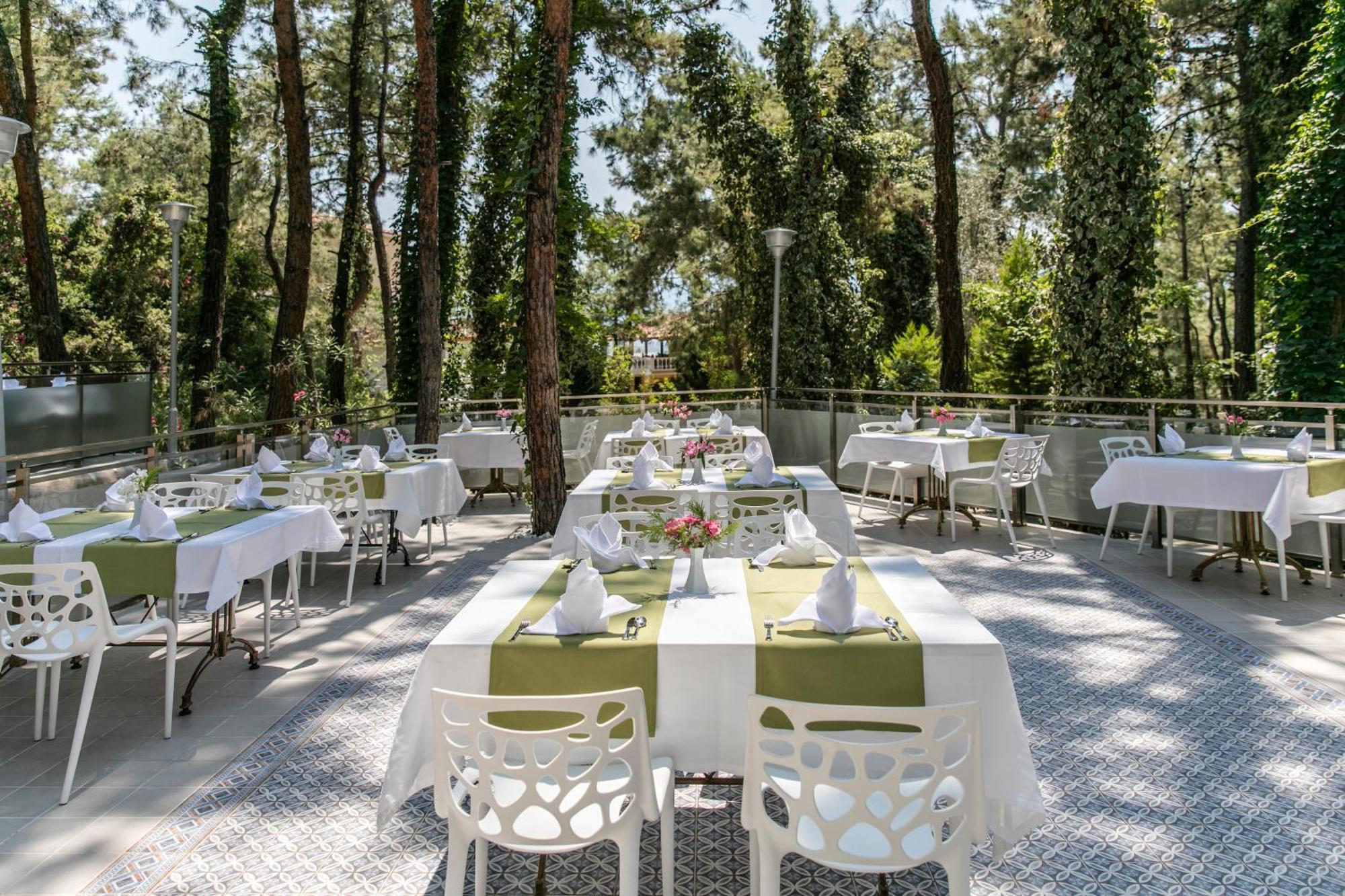 Pine Club Apart Hotel Kusadası Extérieur photo